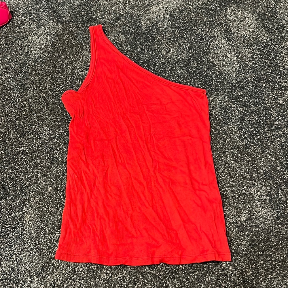 One shoulder red tank!